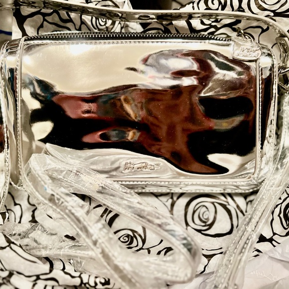 Betsy Johnson Rhinestone Skull Purse - Picture 4 of 8